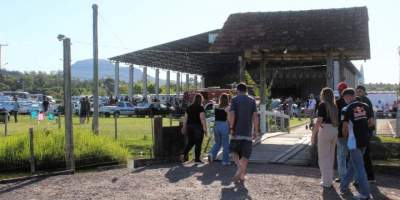 Domingo de sol leva excelente público ao Parque de Eventos