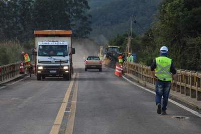 Obras na ponte sobre o Rio Pardo entram na reta final 